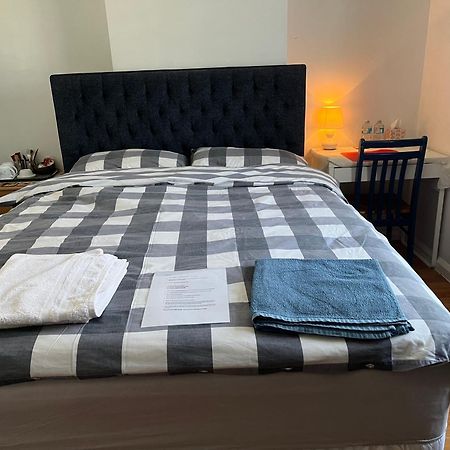 Large Double Bedroom With Free On Site Parking Кингстон на Темзе Экстерьер фото